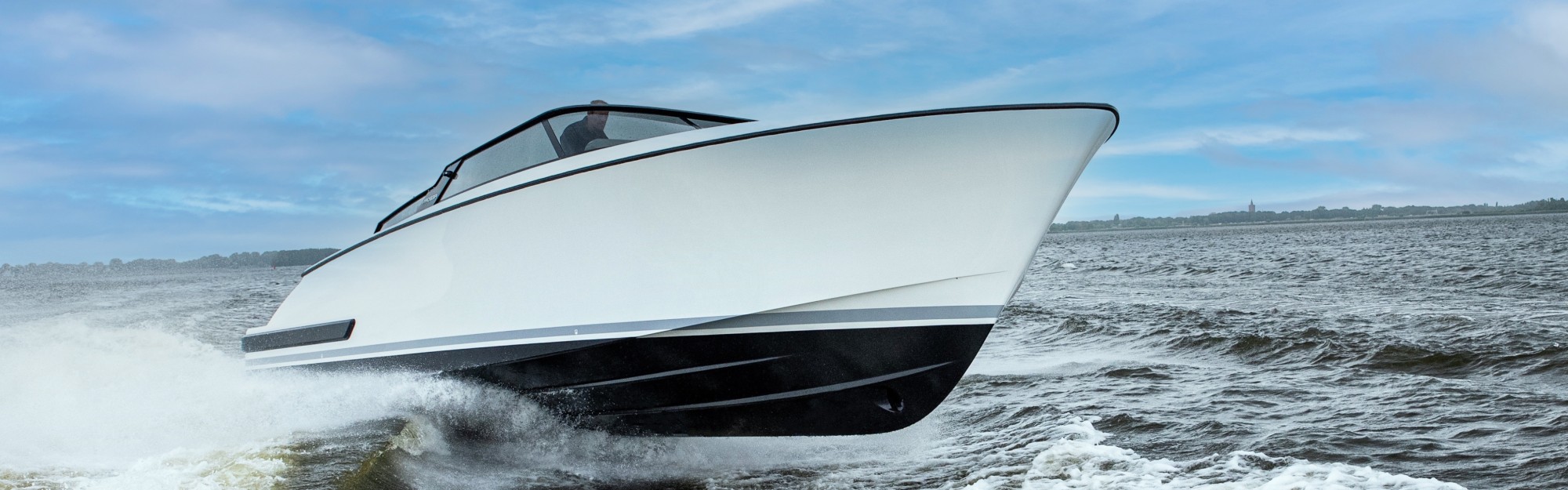 REBORN 40R Cabin00016