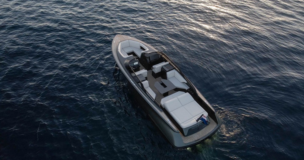 Reborn 38 Bowrider interieur-8