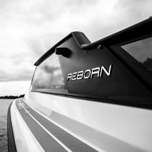 wk49:50-3-Reborn-Yachts-social-instagram